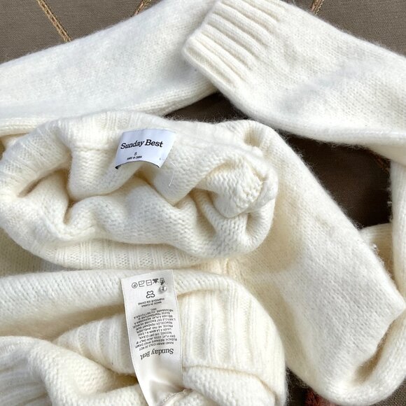 Sunday Best Sweater Turtleneck Merino Wool Blend Cropped Cream Ivory (S) Aritzia - Picture 5 of 7